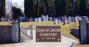 entry-with-sign